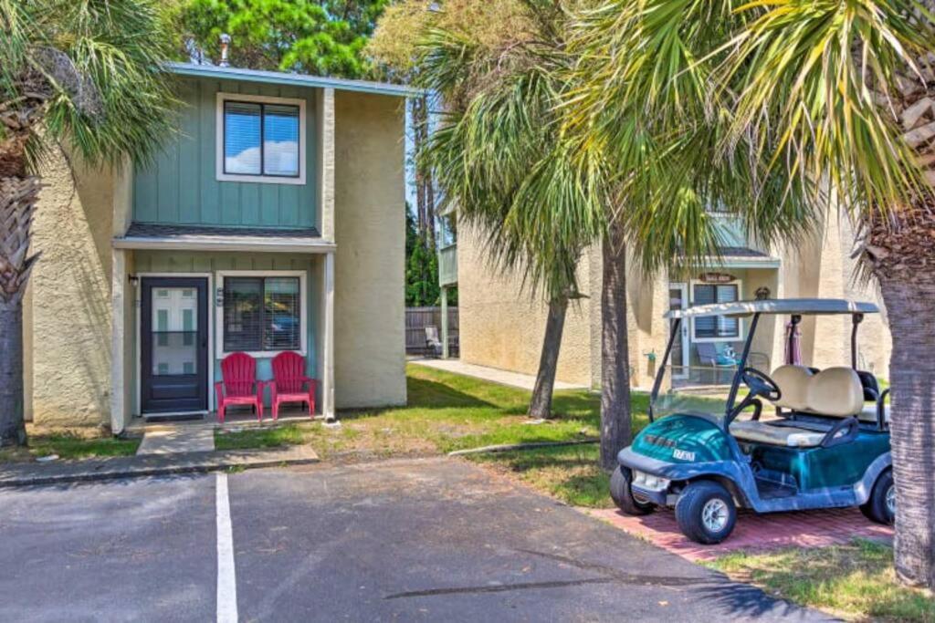 Cozy 2-bedroom Townhouse W/ Pool And Golf Cart