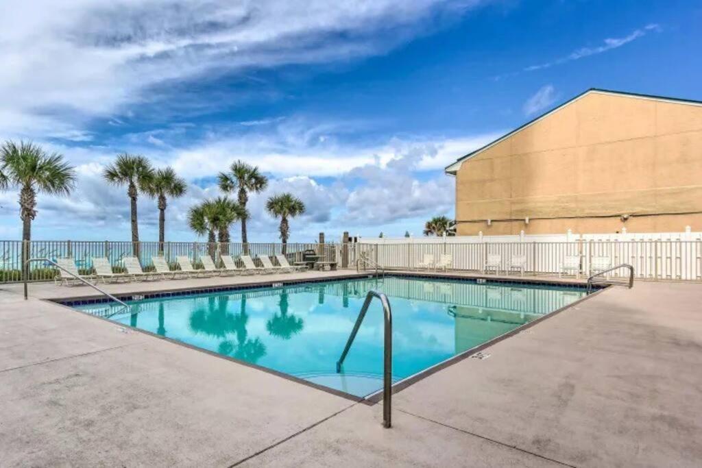 Holiday home Cozy 2-bedroom Townhouse W/ Pool And Golf Cart *
